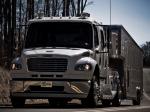 Freightliner Business Class M2 106 Crew Cab 2002 года